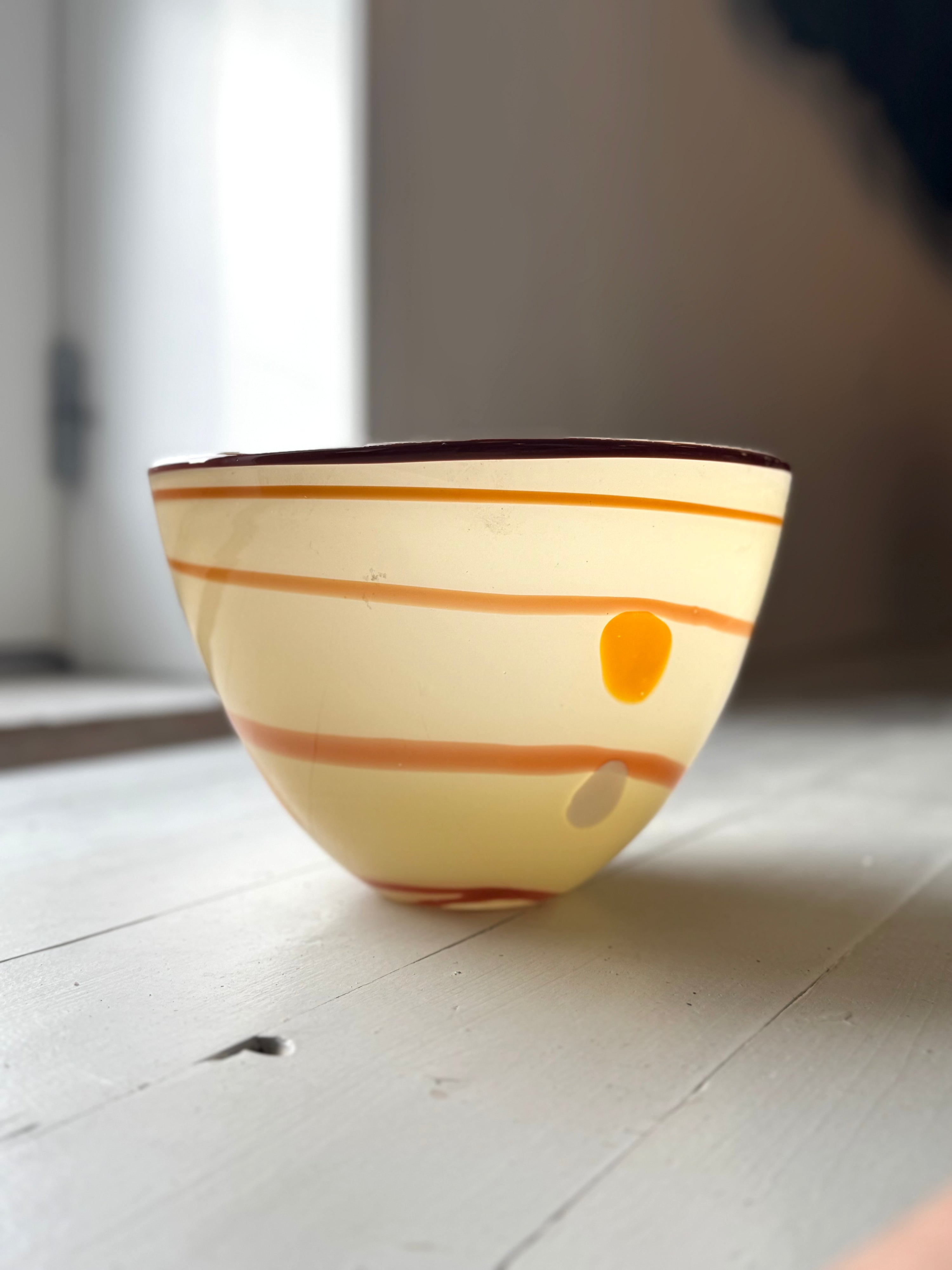 Orange glas skål fra Aida