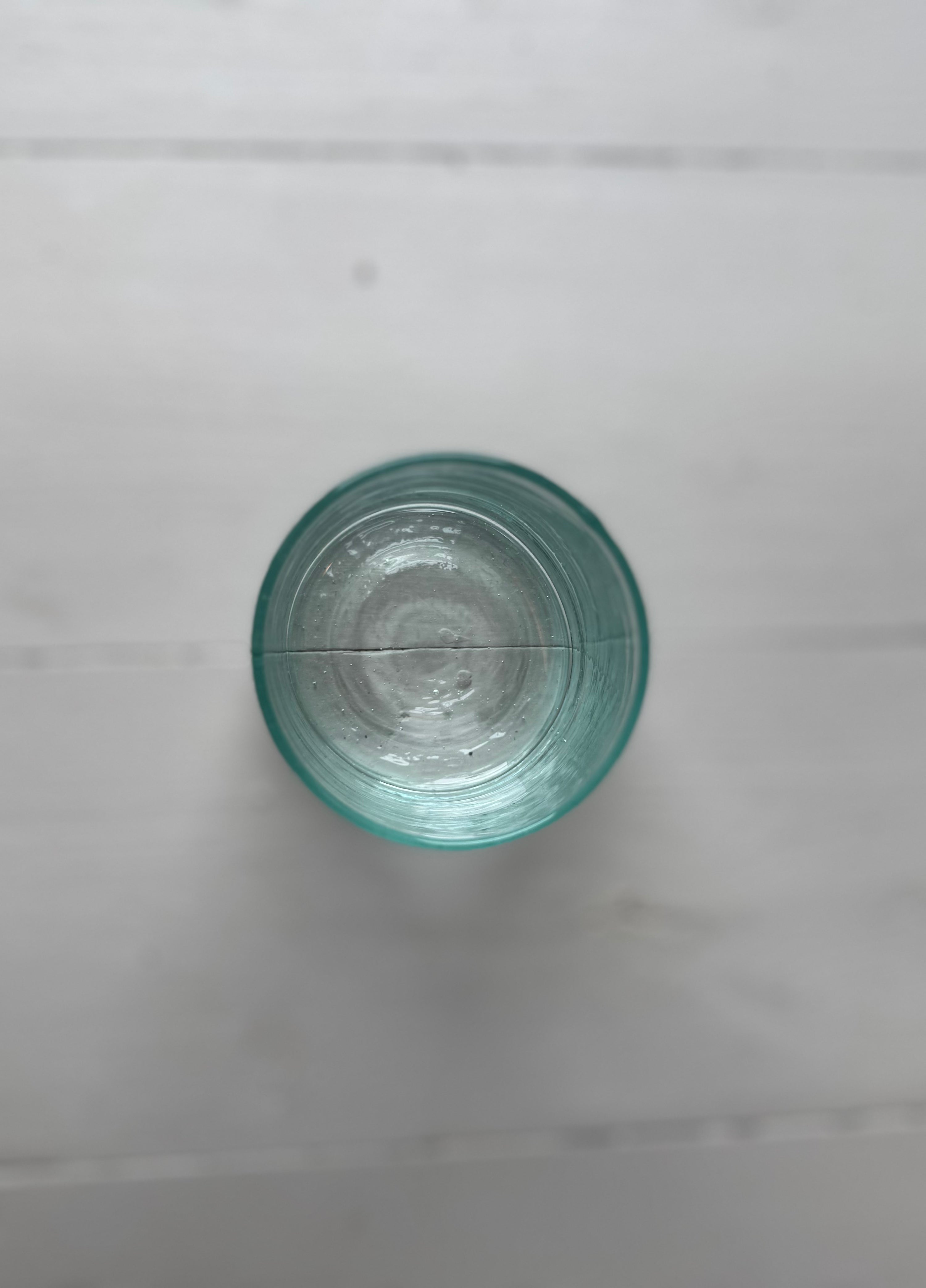 Beldi glas klar