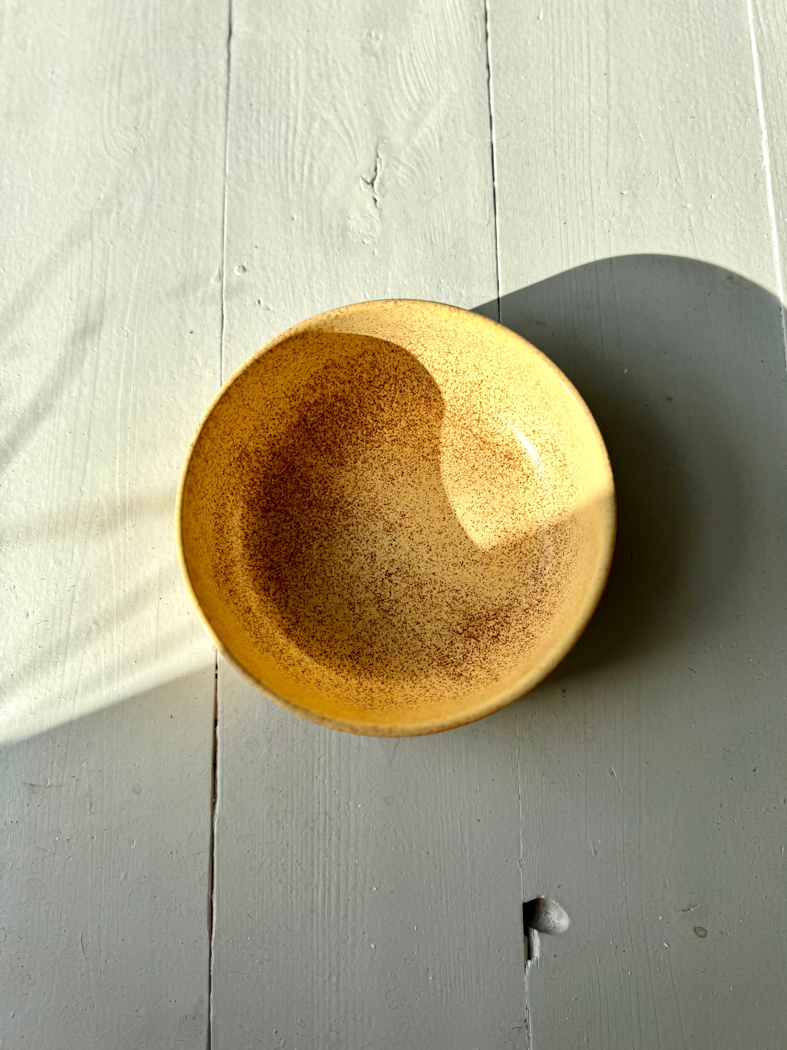 Toto Bowl medium, Brun