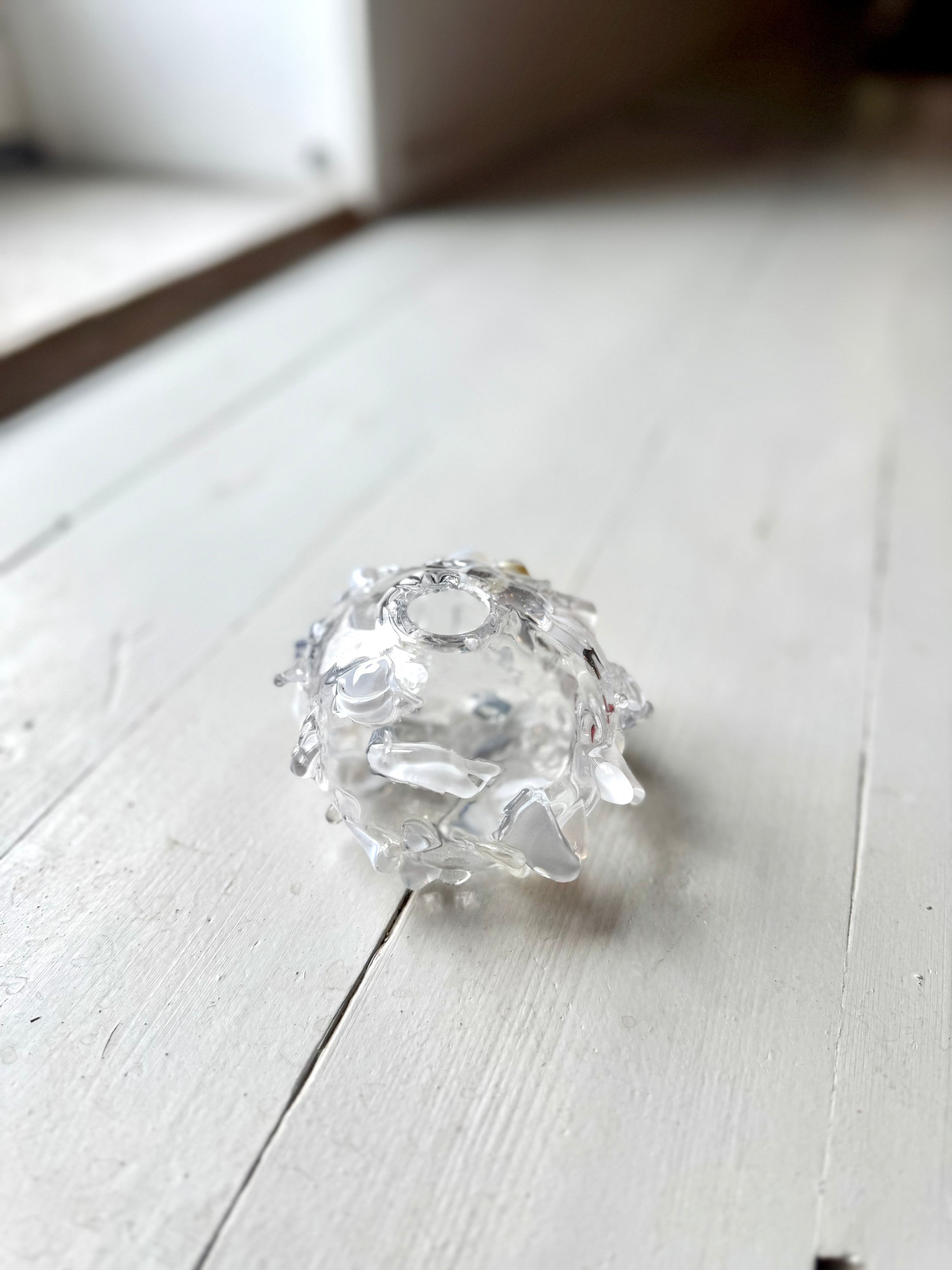 Glas stage - grålige farver