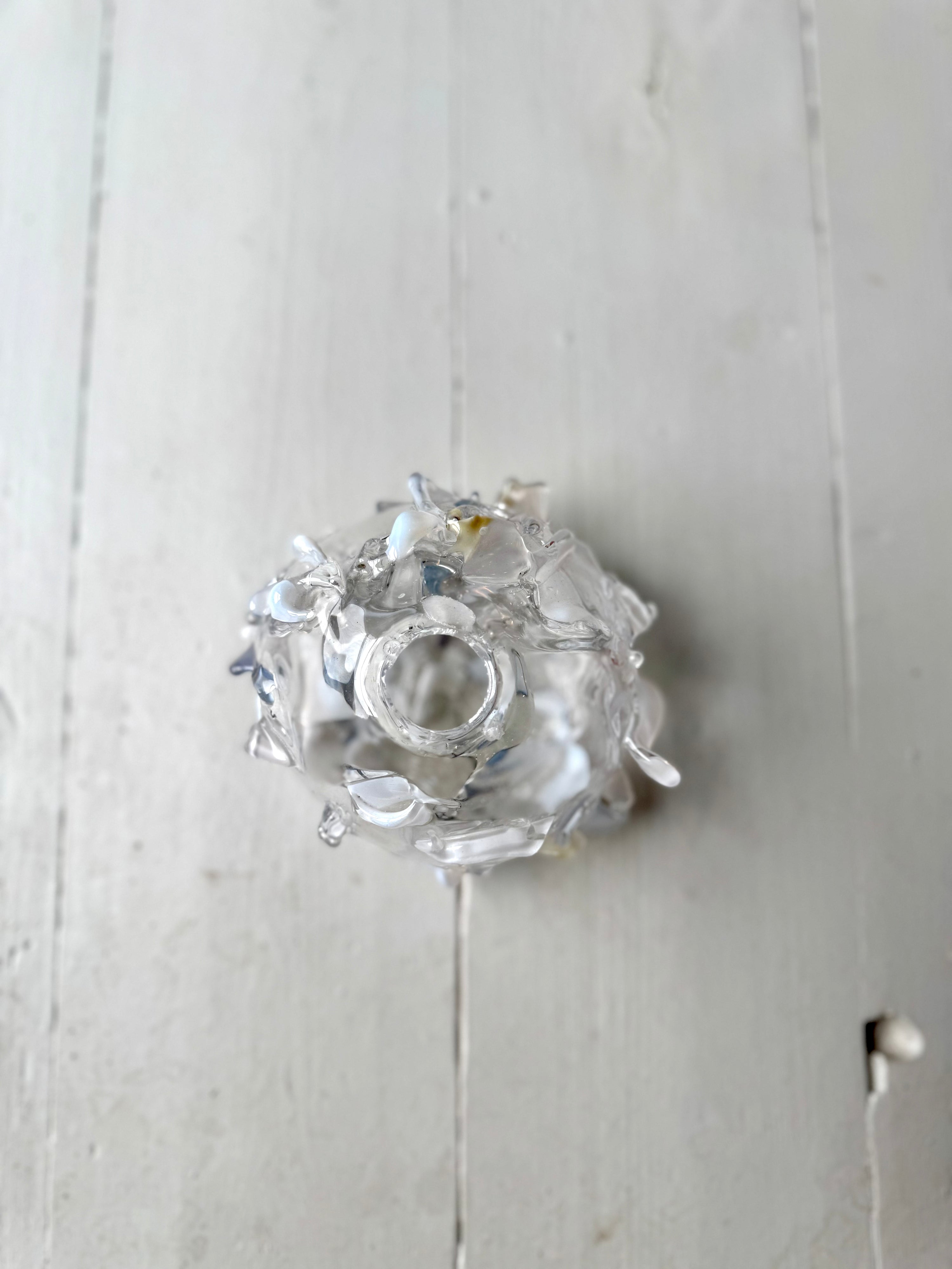 Glas stage - grålige farver