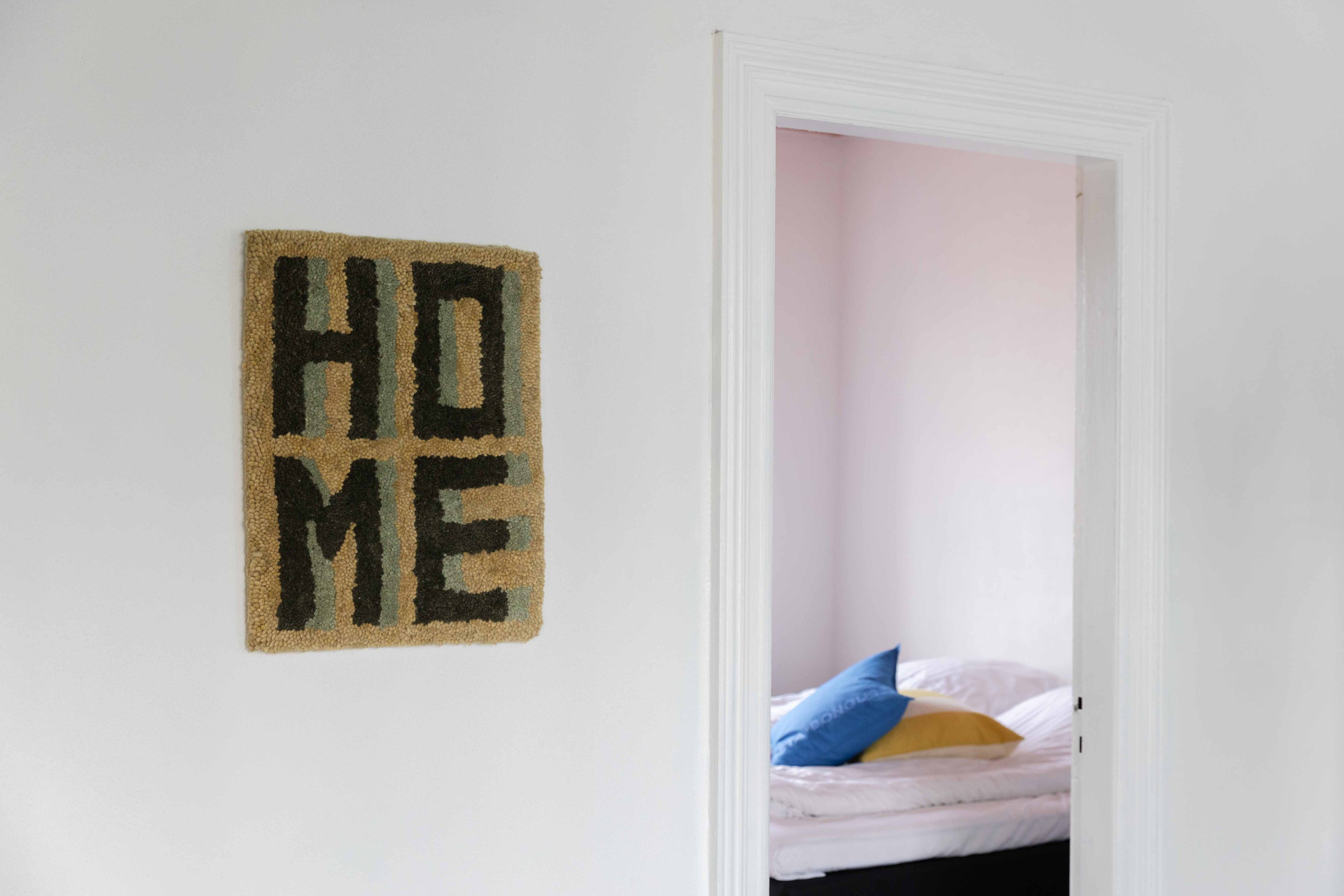 Tæppe 4 Letter Rug - HOME