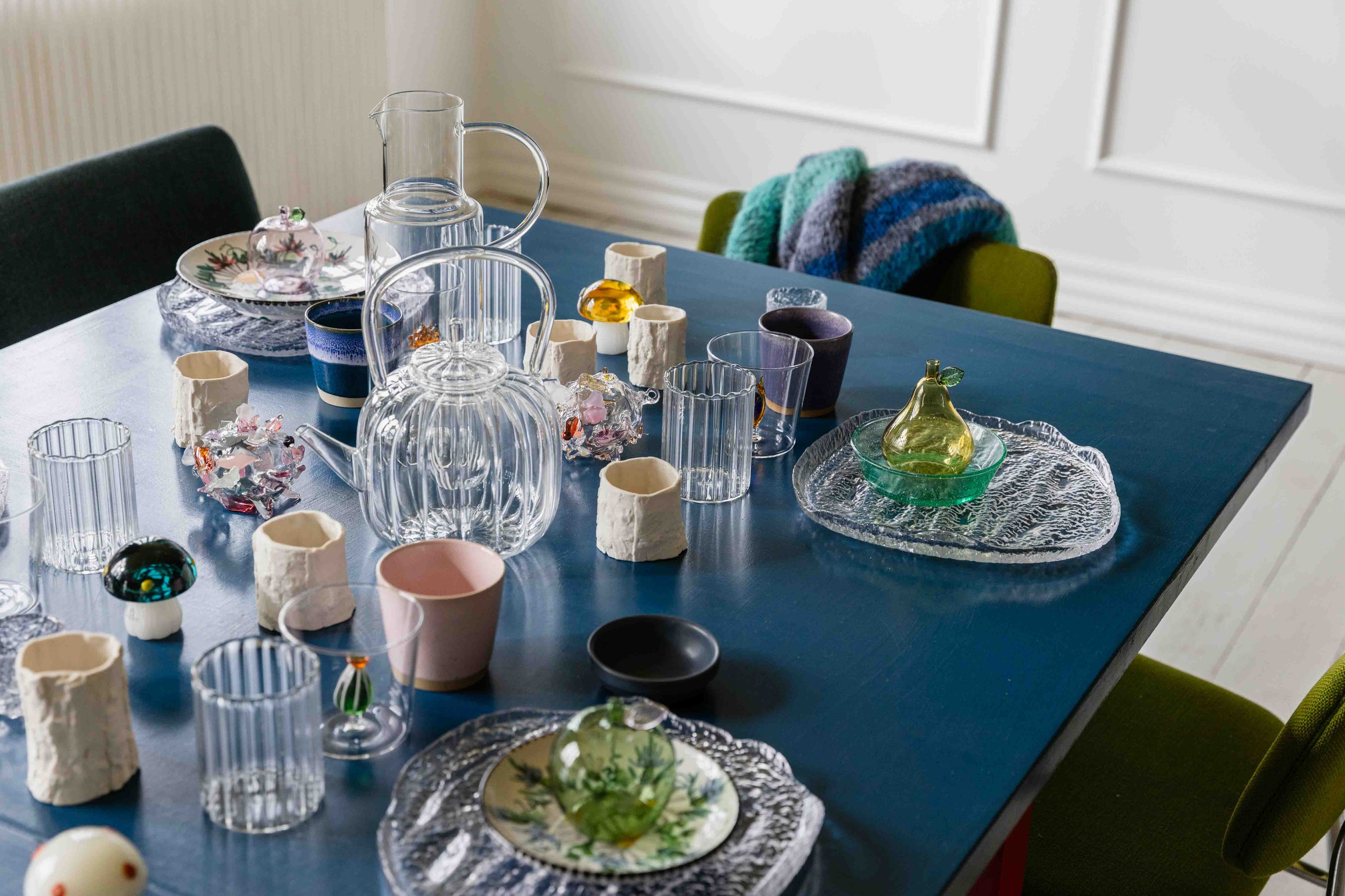 FRUITS & FLOWERS, placeholder pear yellow