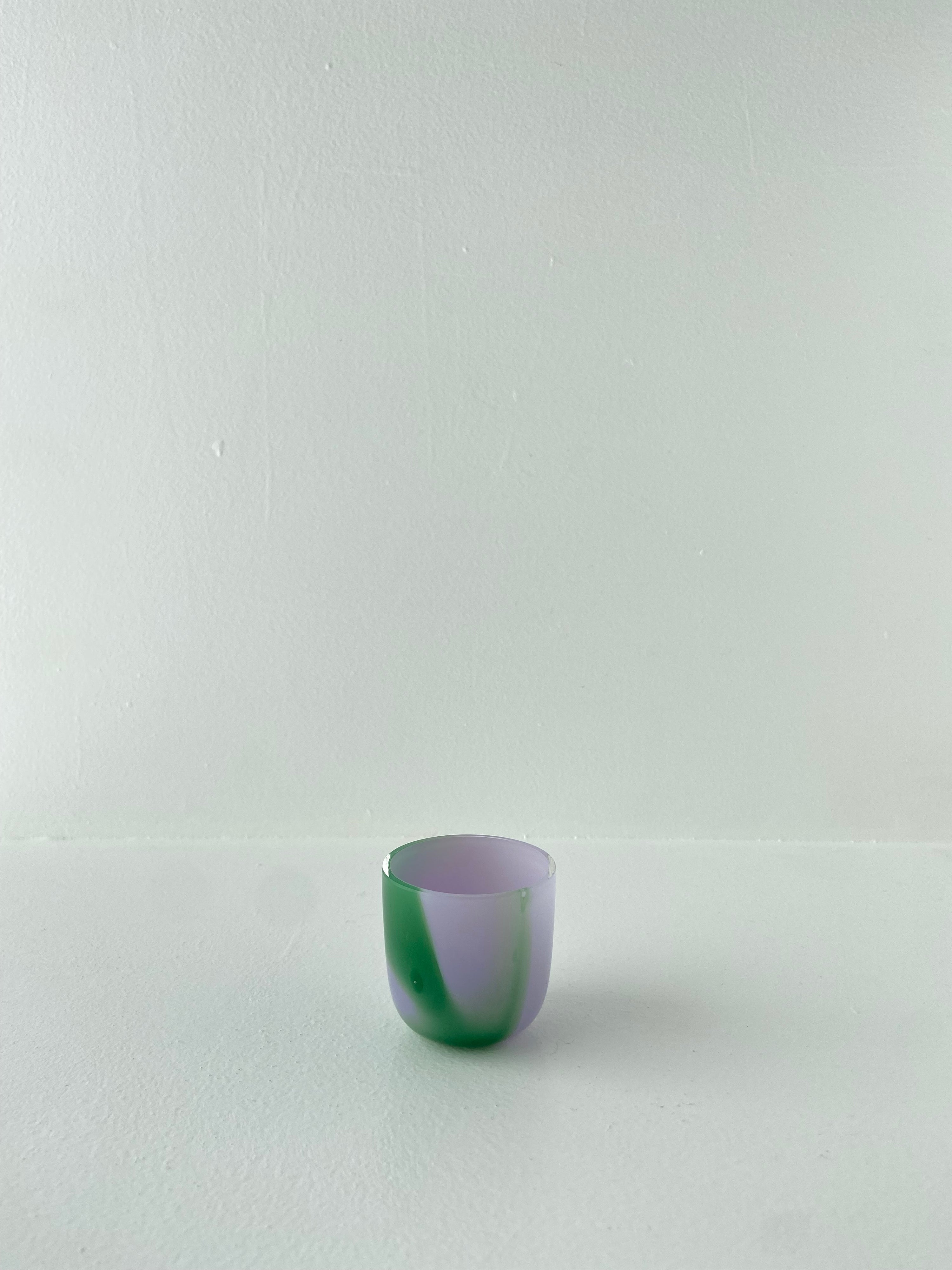 Flow Egg Cup - Purple W. Green Stripes