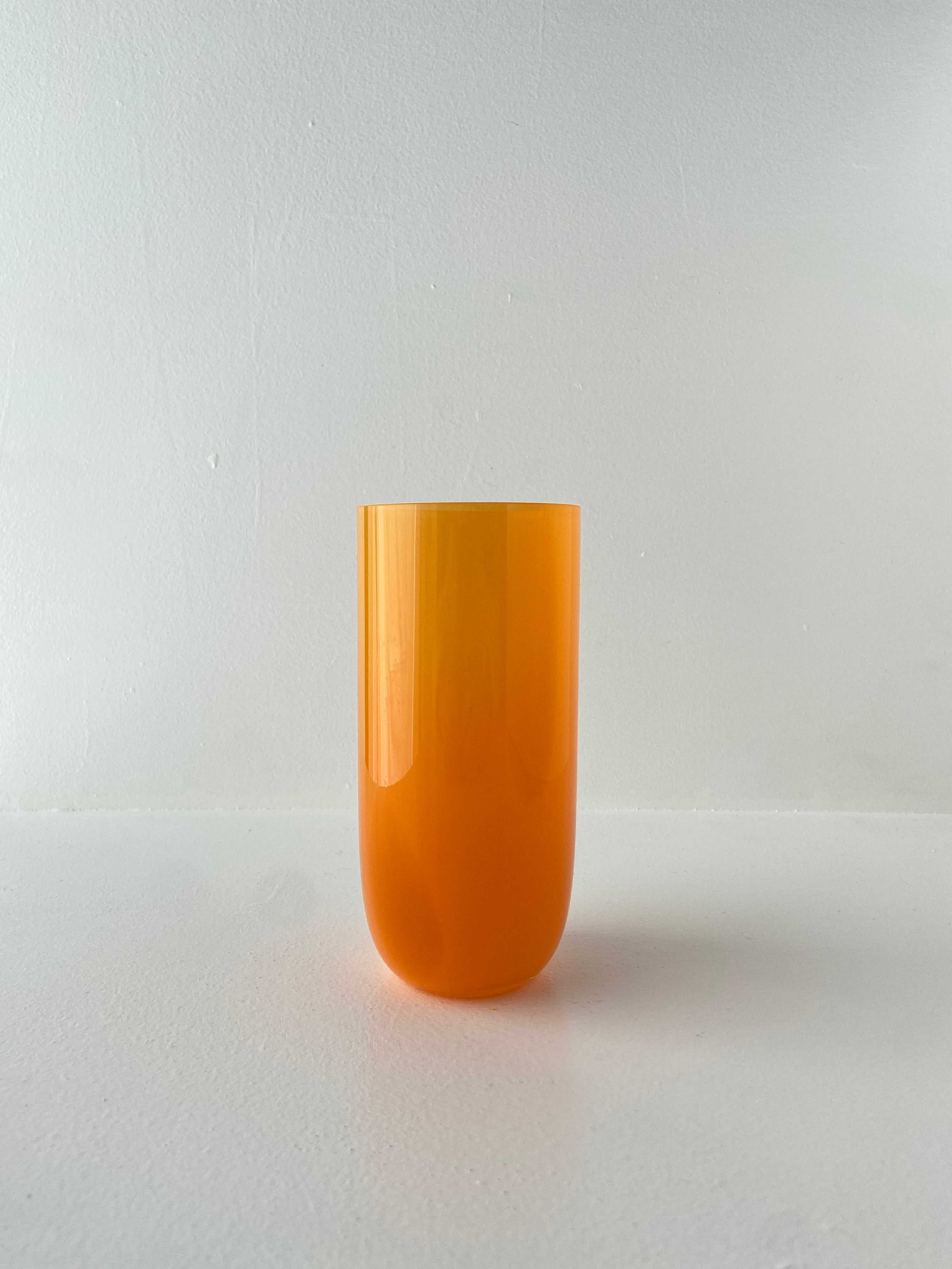 Flow glas, høj - Orange w. Dots