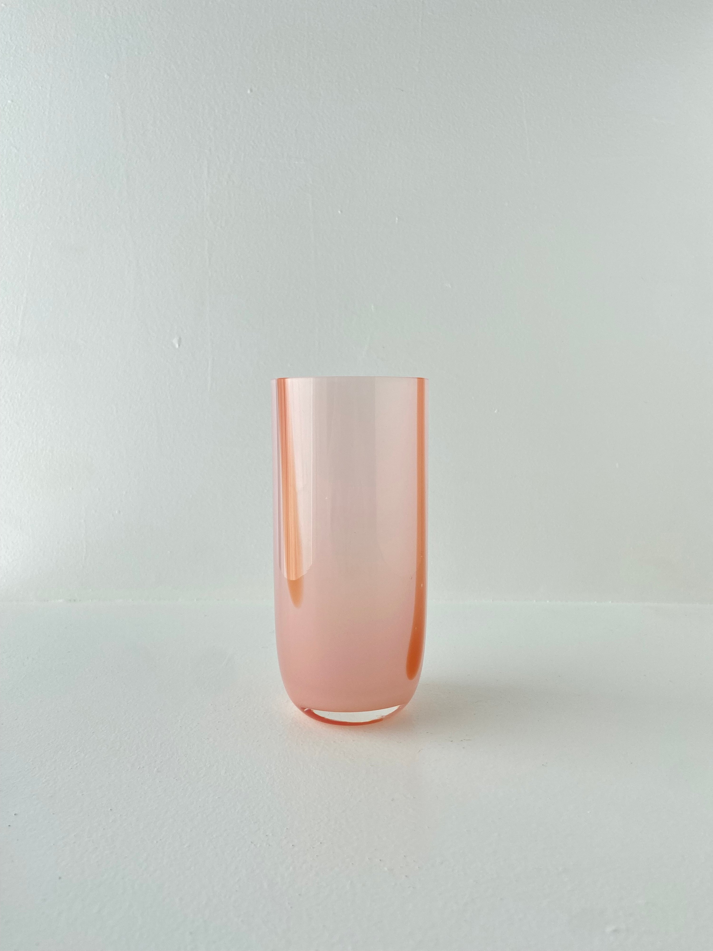 Flow Glas, høj - Pink W. Red Stripes