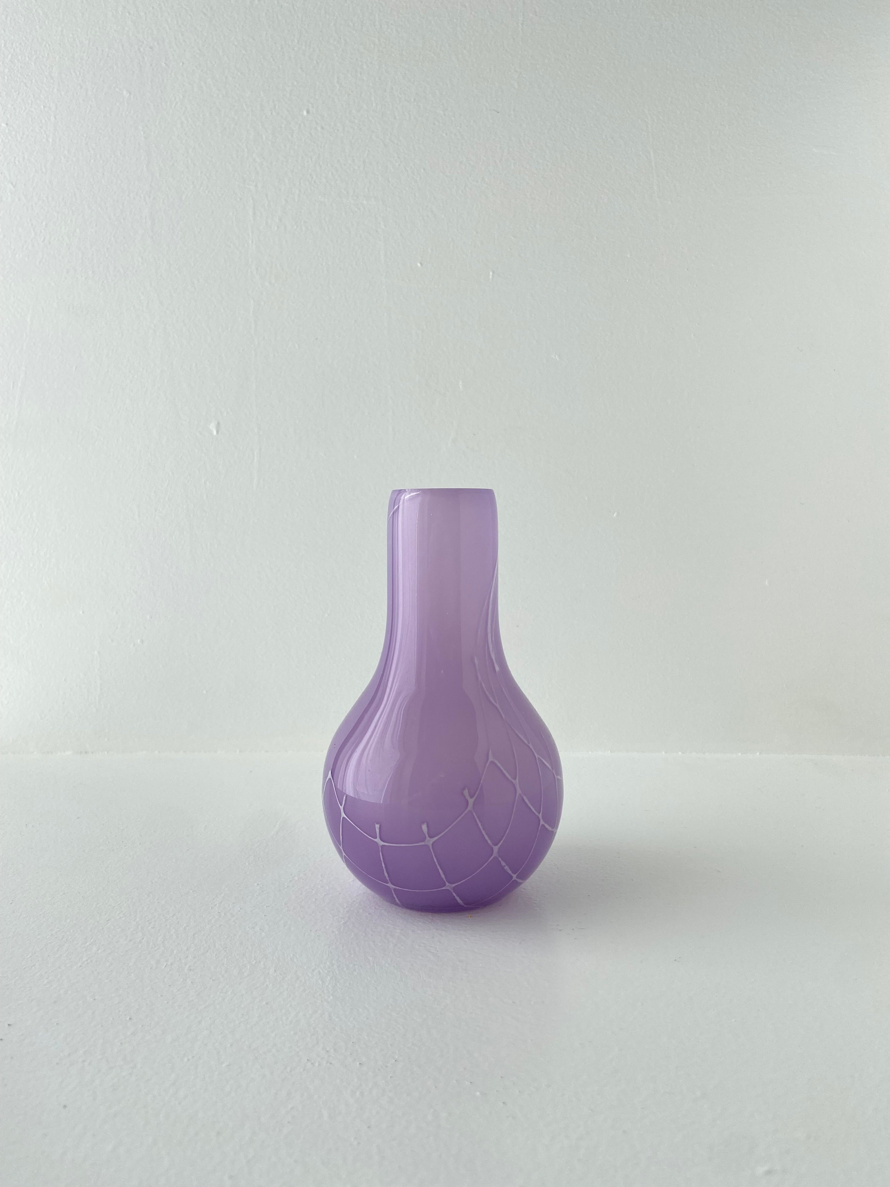 Flow Vase Mini - Purple W. Print