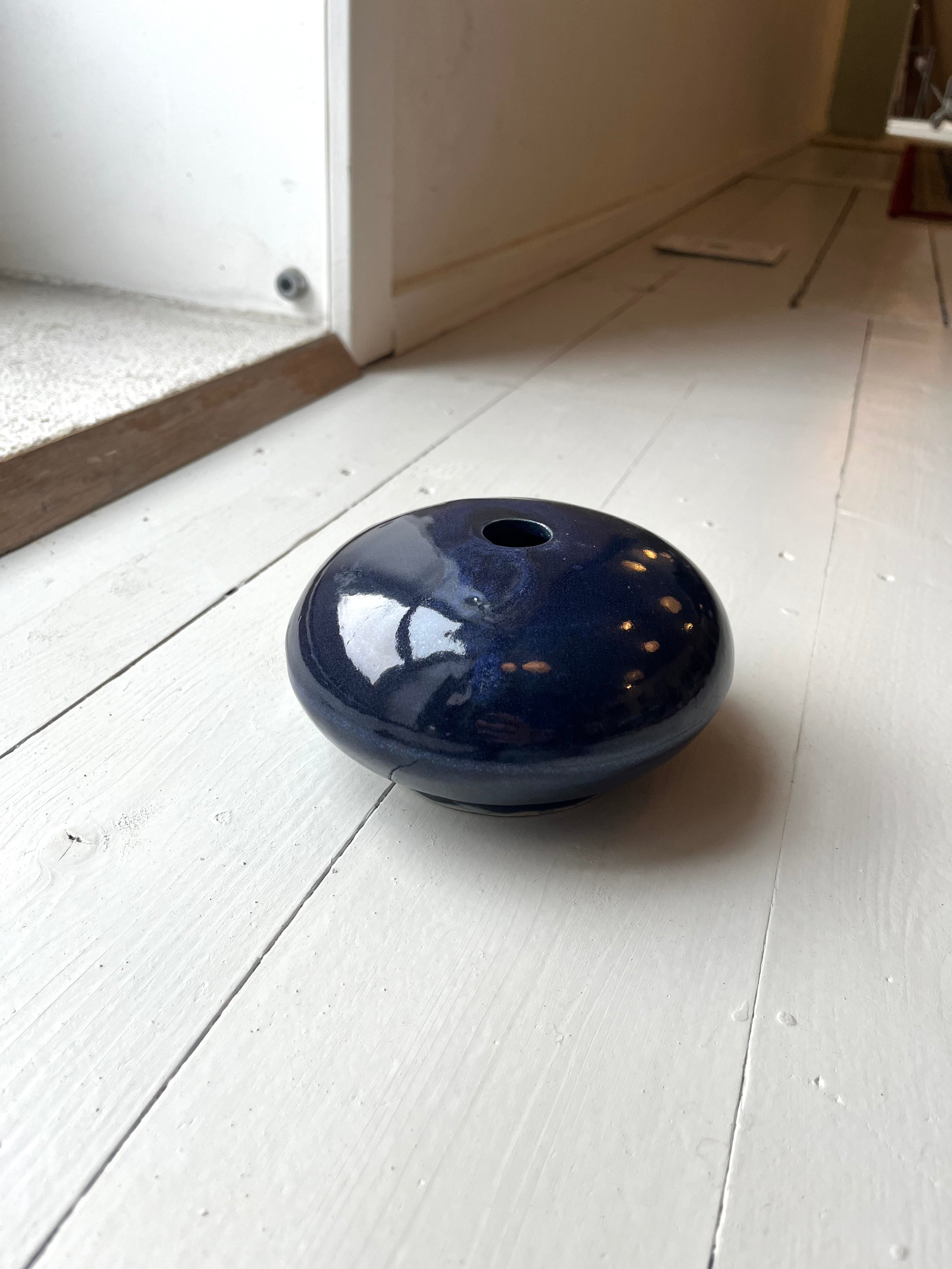 Keramikvase m. blå glasur  - Vintage 172