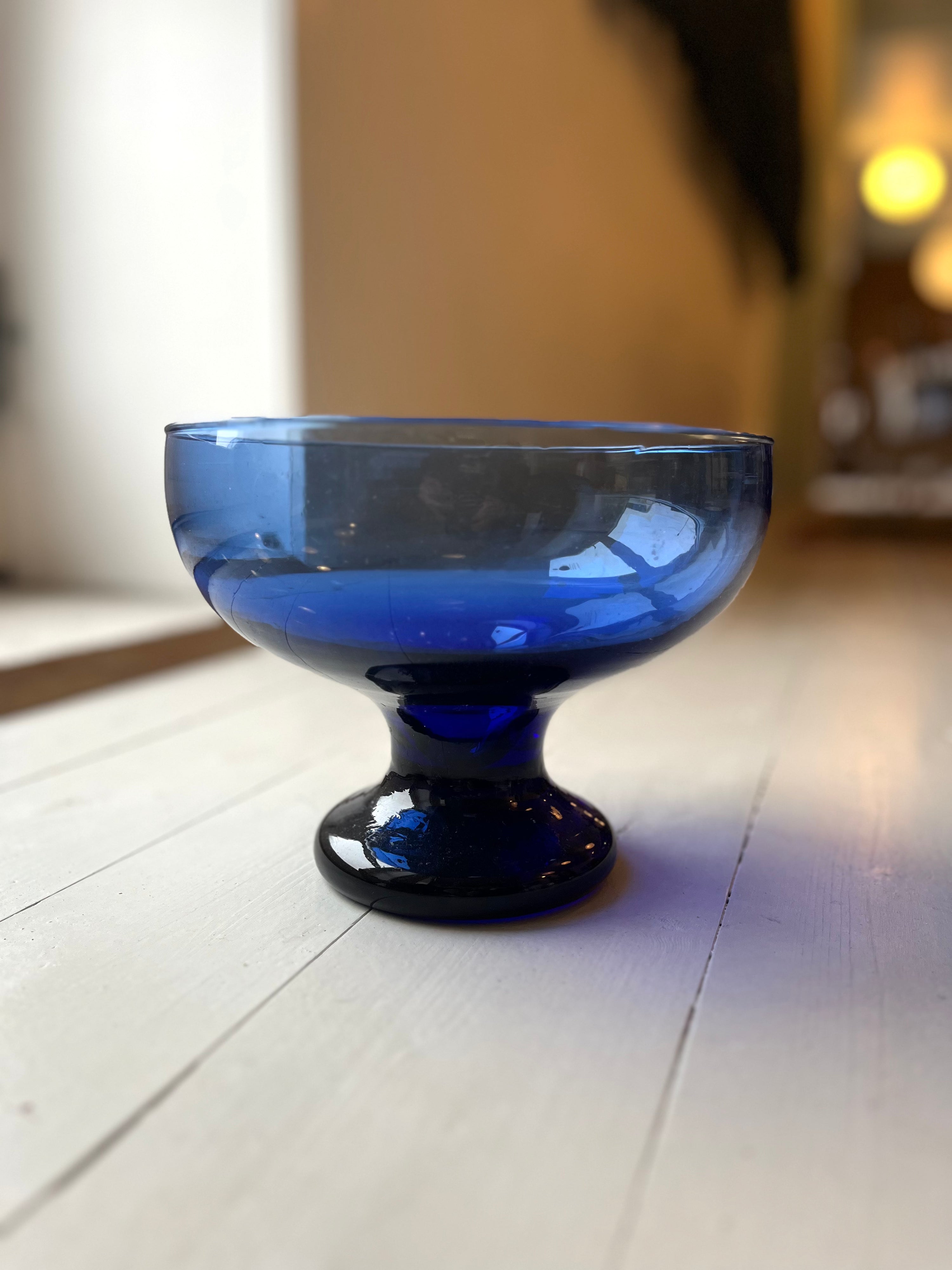 Blå glasskål m. fod. - Vintage 117