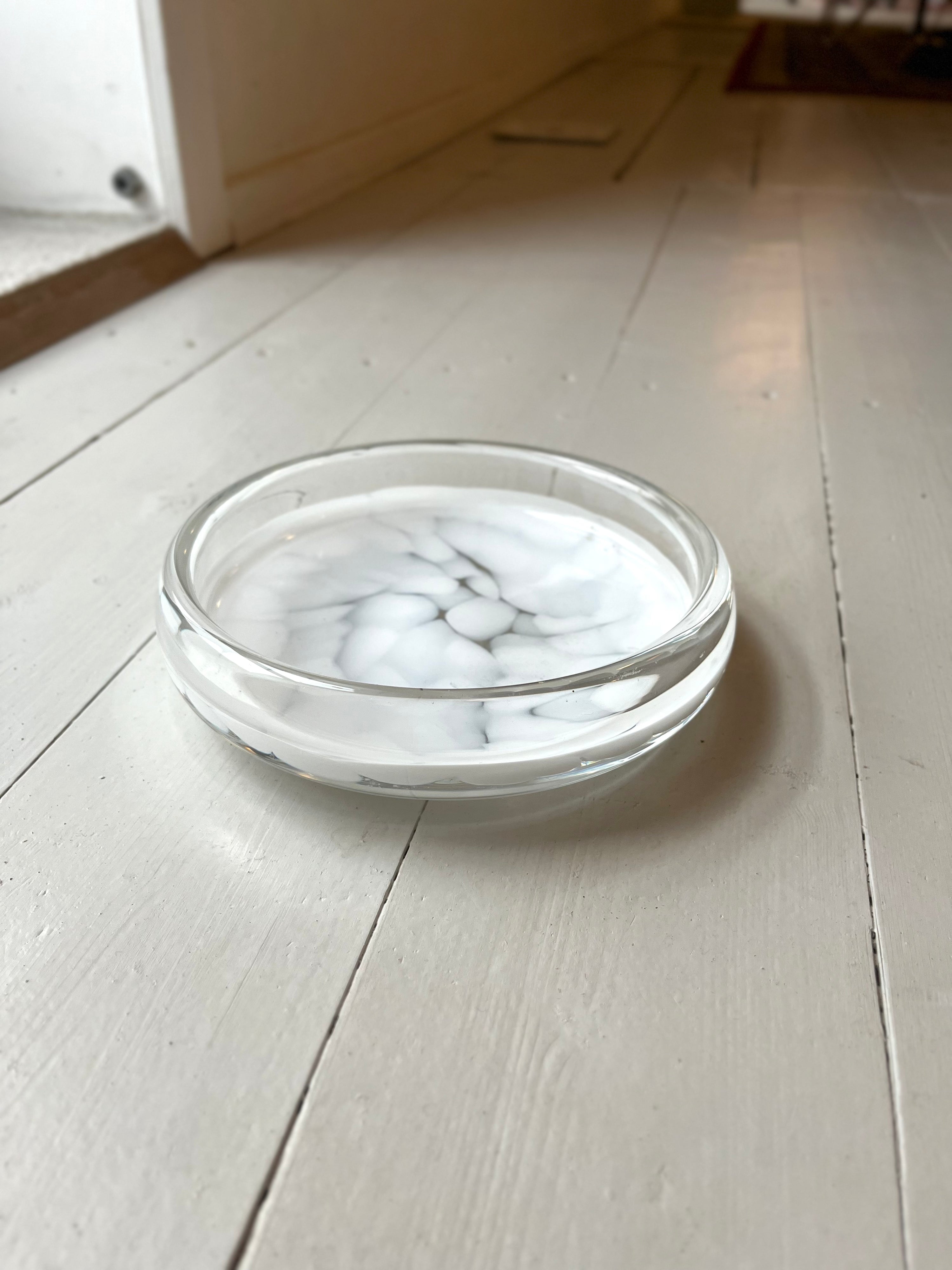 Glasskål m. hvid bund - Vintage 170