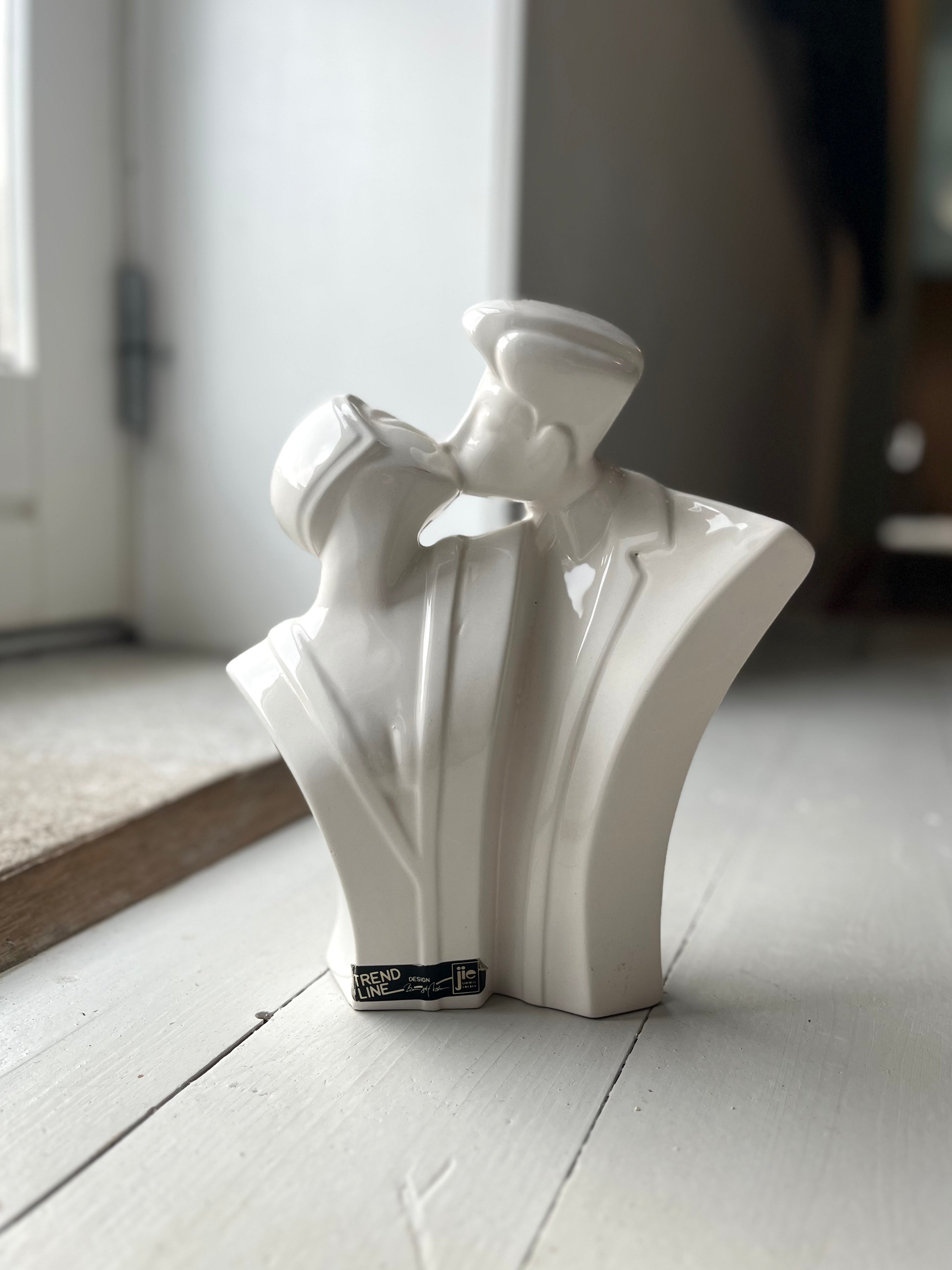 Keramikskulptur af kyssende par - Vintage 224