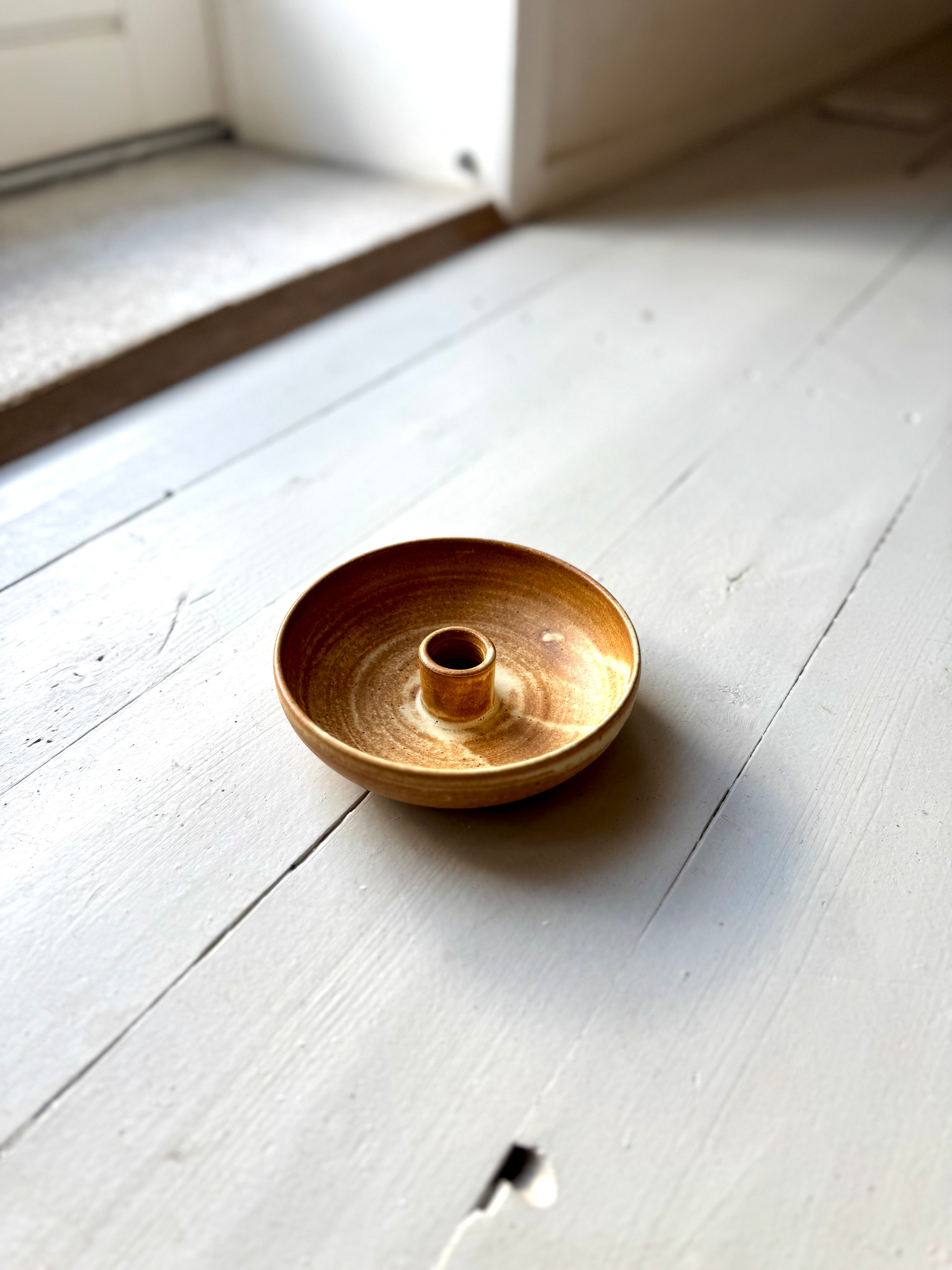 Oktober Lysestage lille - brun