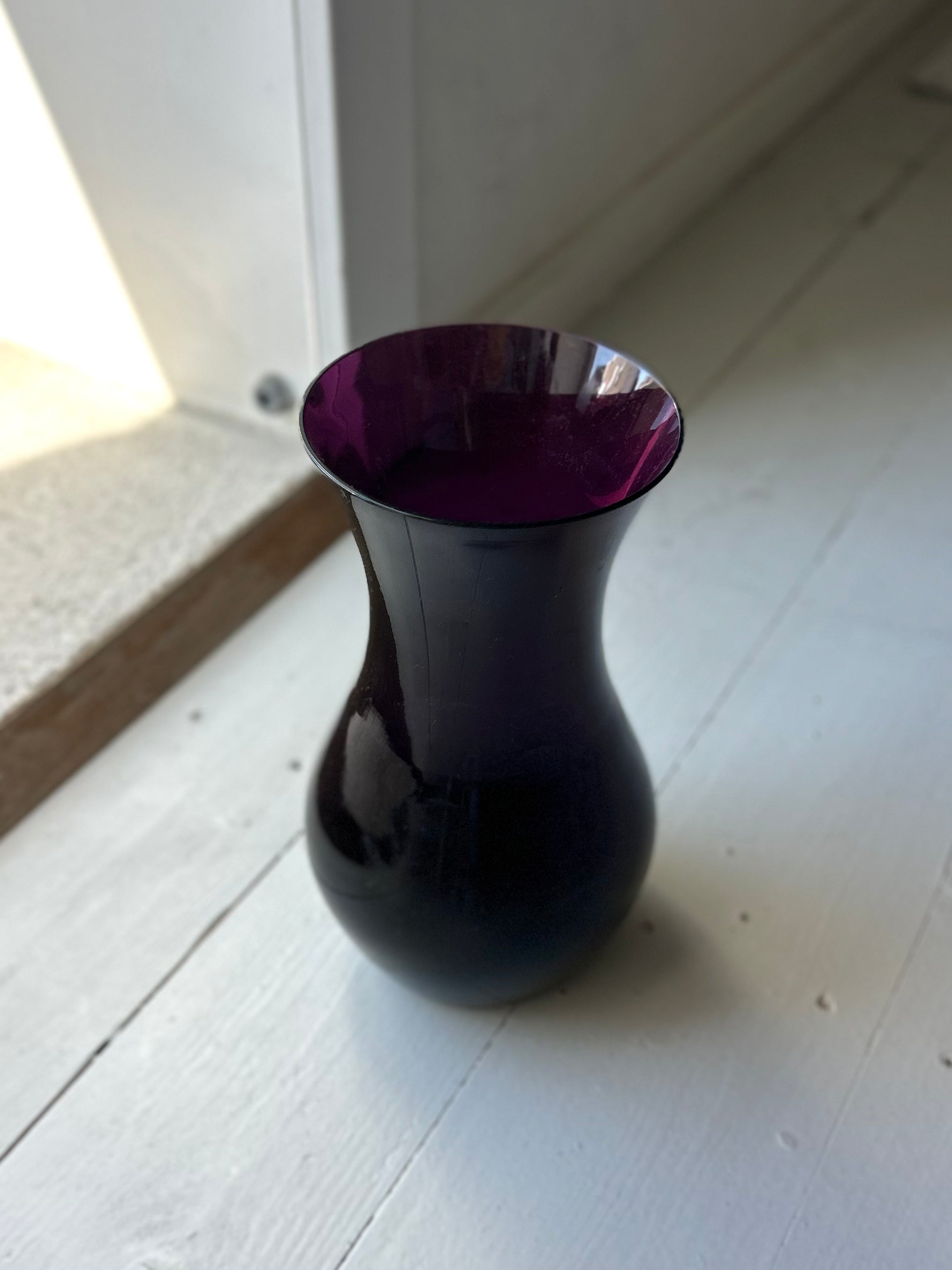 Lilla glasvase - Vintage 245