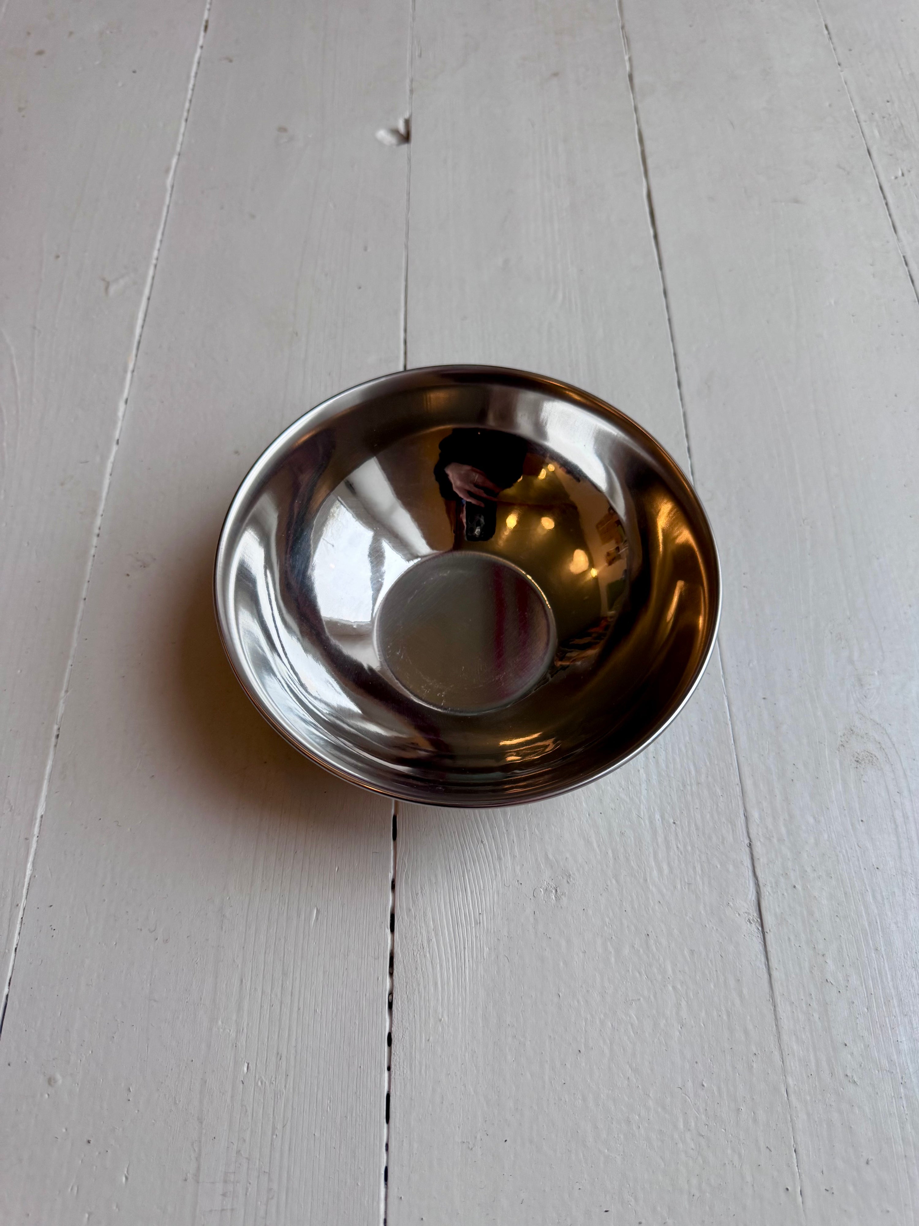 Stainless steel bowl stor - Madam Stolz