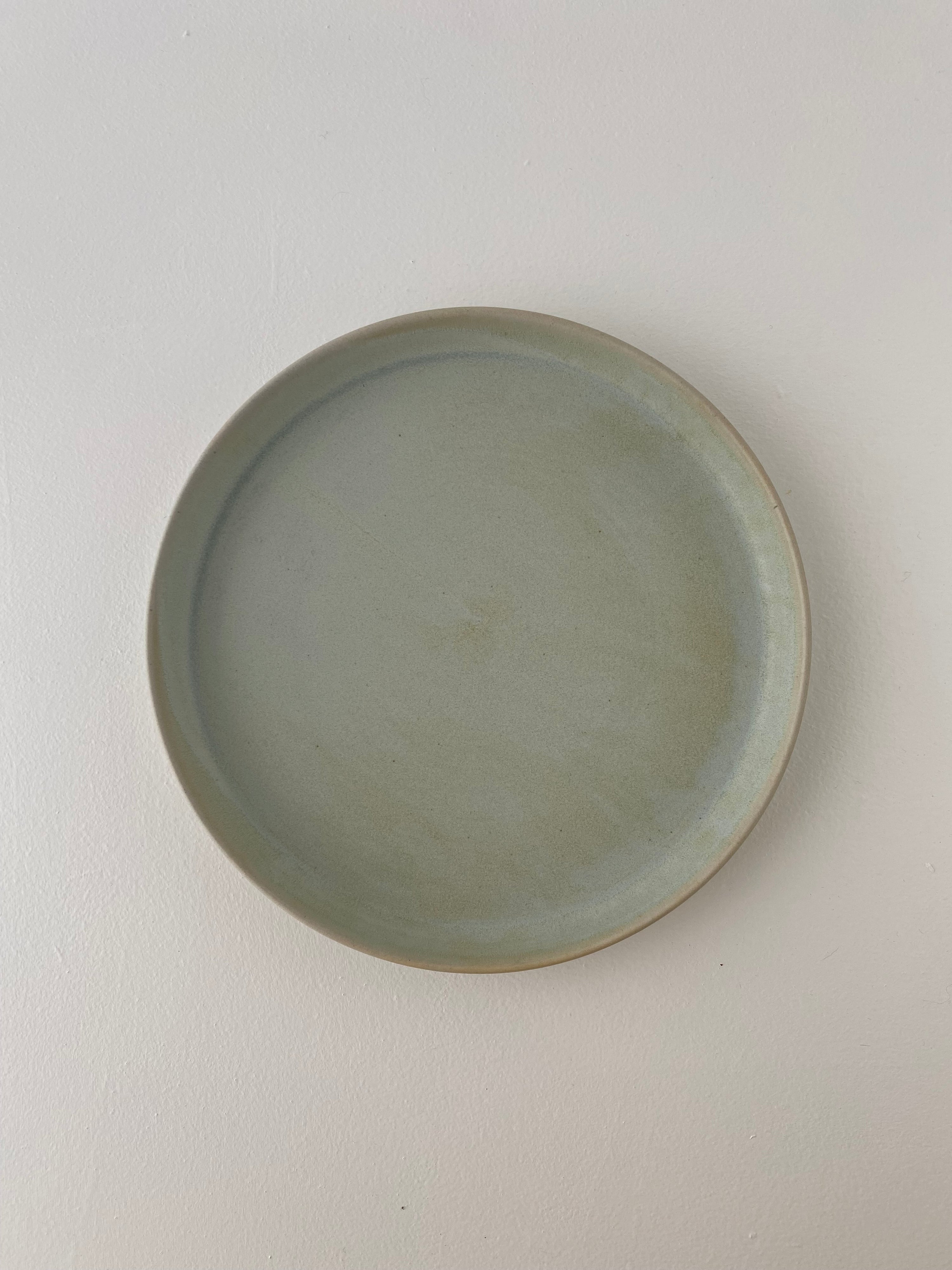 Toto Plate, Mint